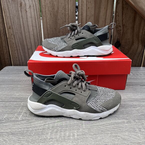 Nike Air Huarache Run Ultra SE (PS) 922924-005 - Big Kids 3Y - Picture 1 of 7